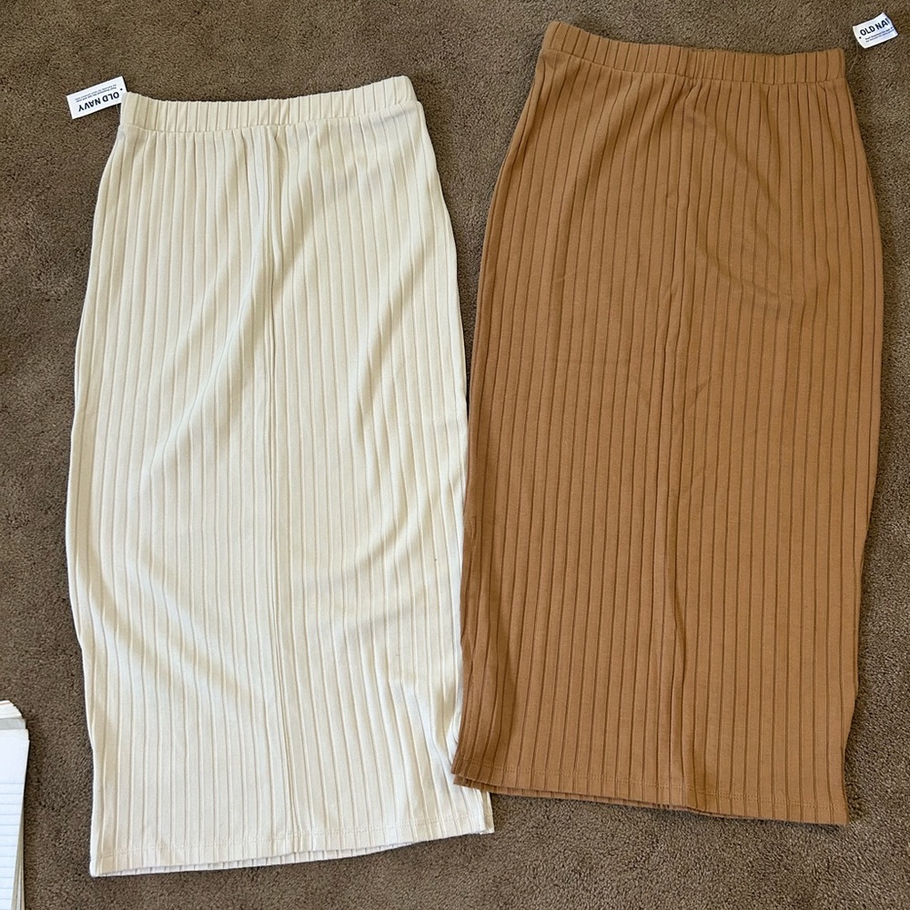 Two NWT Old Navy ribbed pencil skirts, size XS
